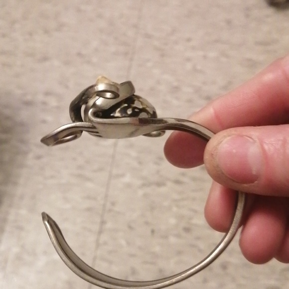 Unique silver fork with shell bracelet. - Picture 2 of 3
